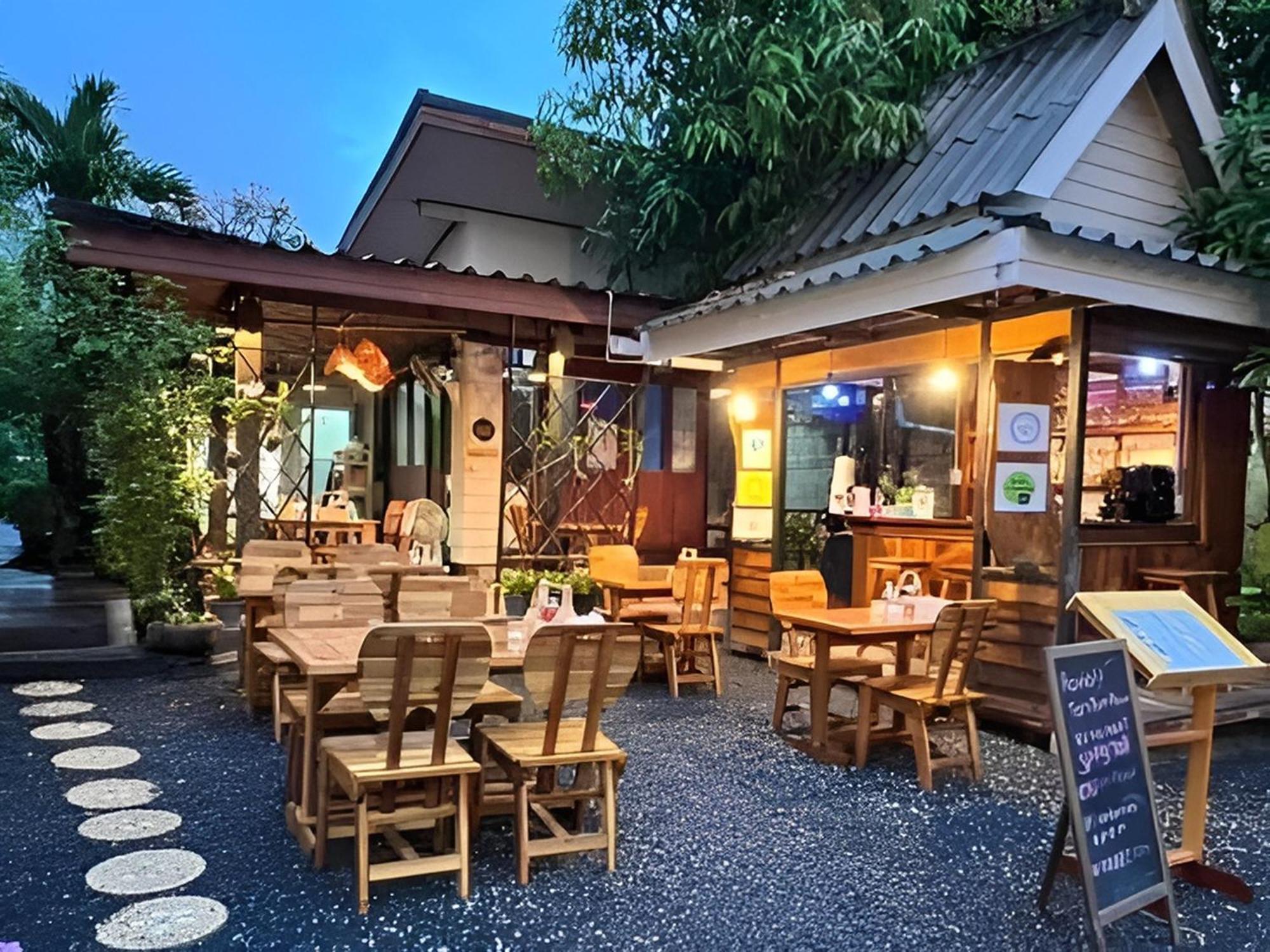 Naiyang Boutique Resort Ban Phak Chit Exterior foto