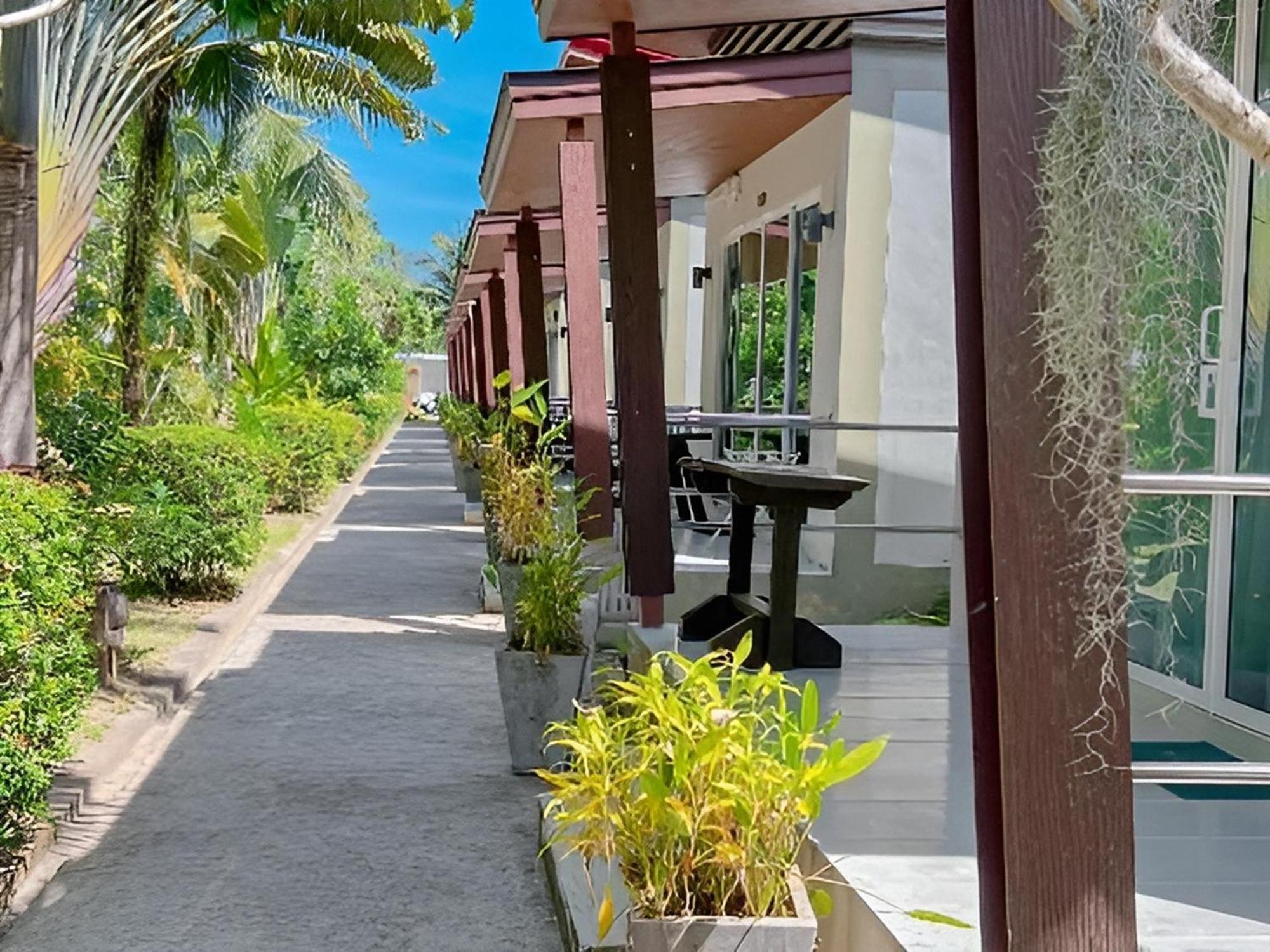 Naiyang Boutique Resort Ban Phak Chit Exterior foto