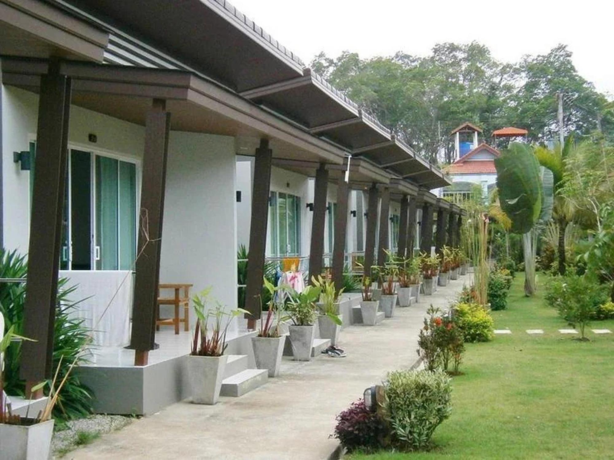 Naiyang Boutique Resort Ban Phak Chit Exterior foto