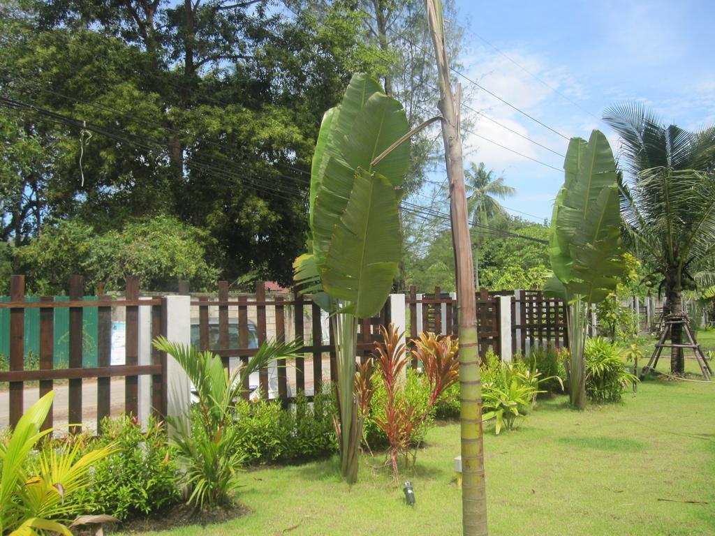 Naiyang Boutique Resort Ban Phak Chit Exterior foto