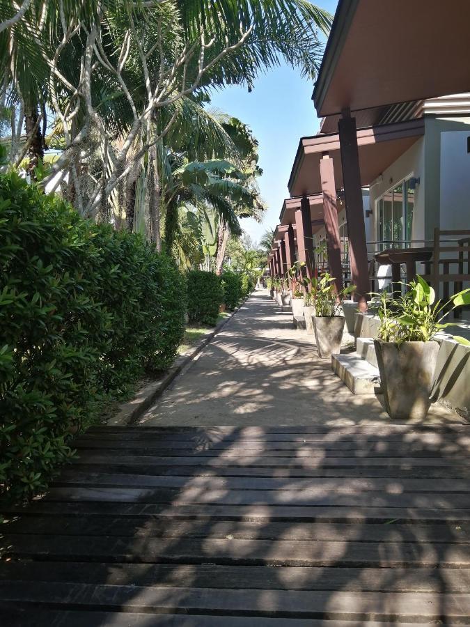 Naiyang Boutique Resort Ban Phak Chit Exterior foto